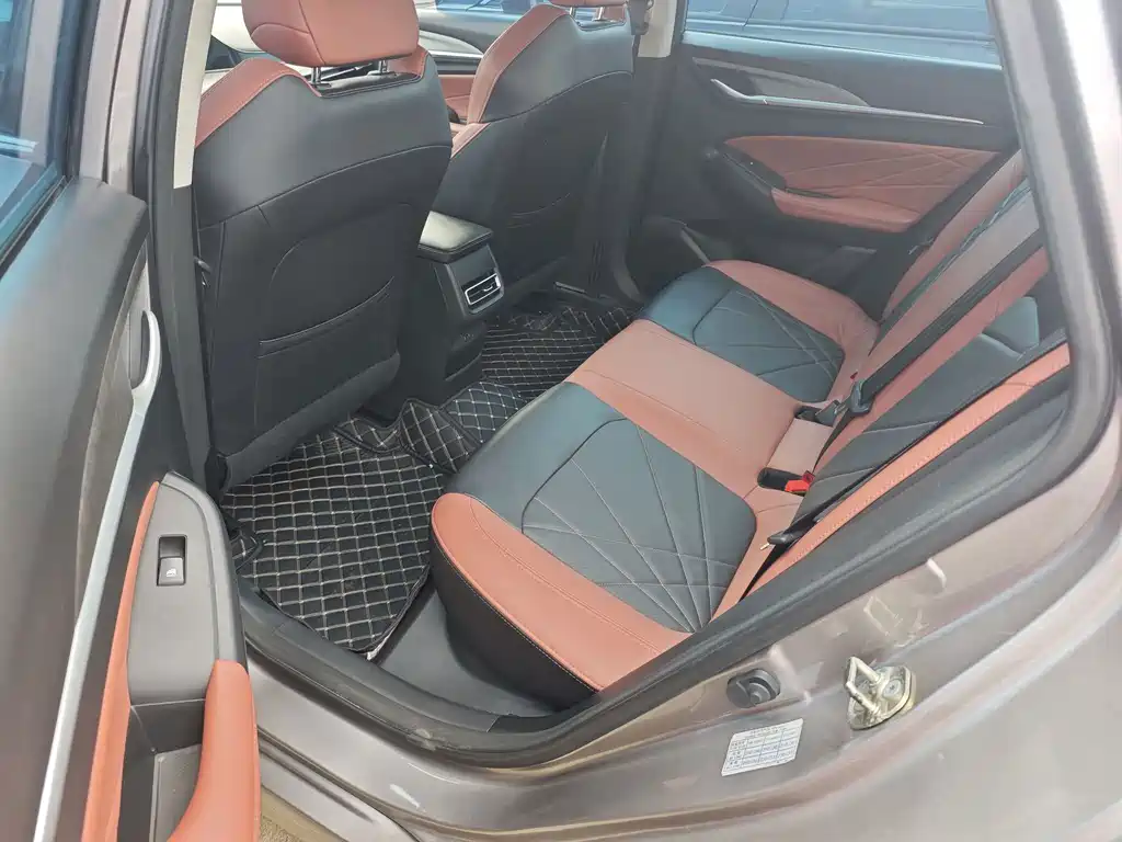 Changan Eado — миниатюра 5