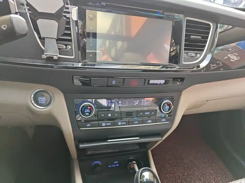 Hyundai Mistra — миниатюра 6