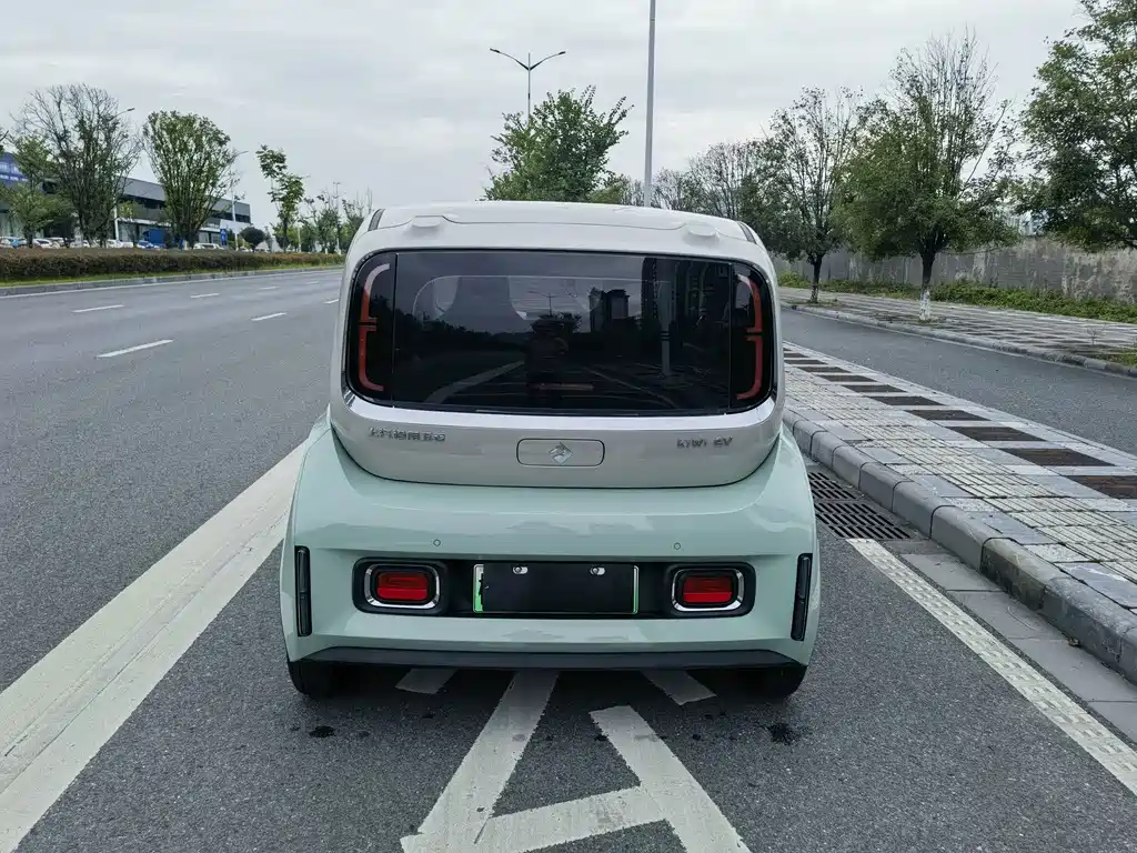 Baojun KiWi EV — миниатюра 5