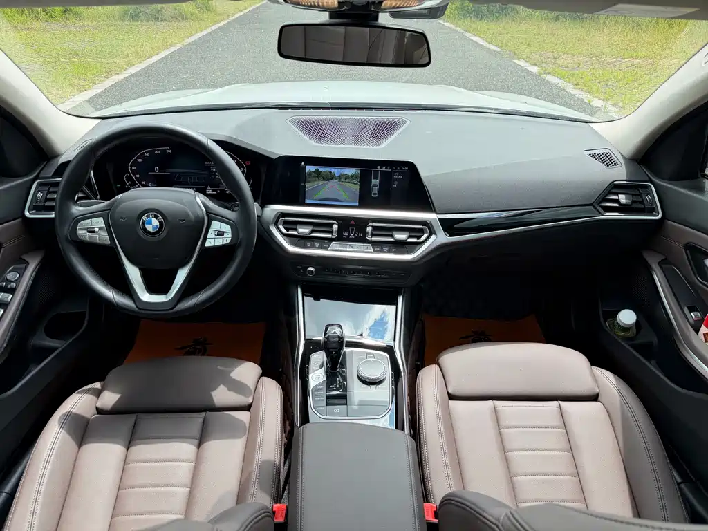 BMW 3 Series — миниатюра 17