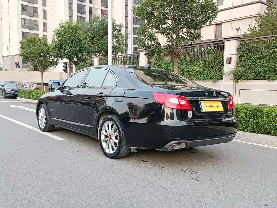 Hongqi Hongqi H7 — миниатюра 2