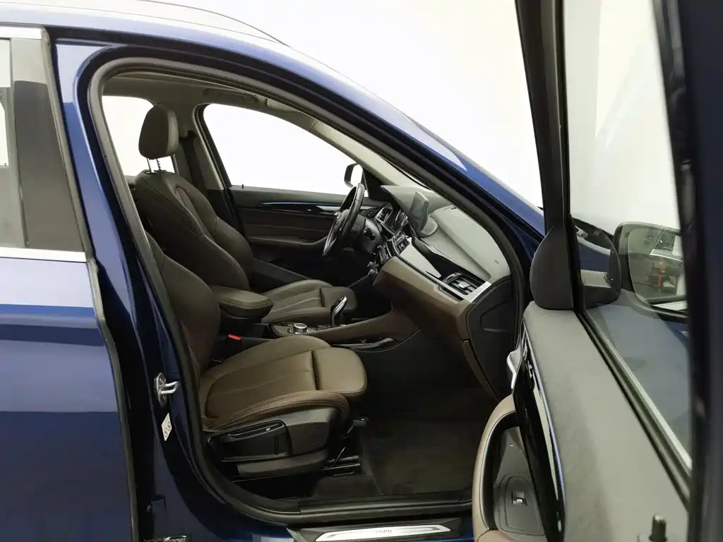 BMW X1 — миниатюра 23