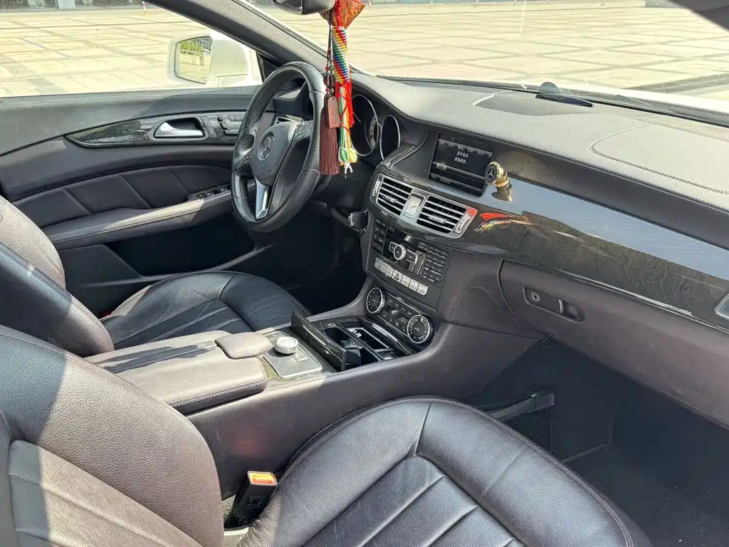 Mercedes-Benz CLS — миниатюра 7