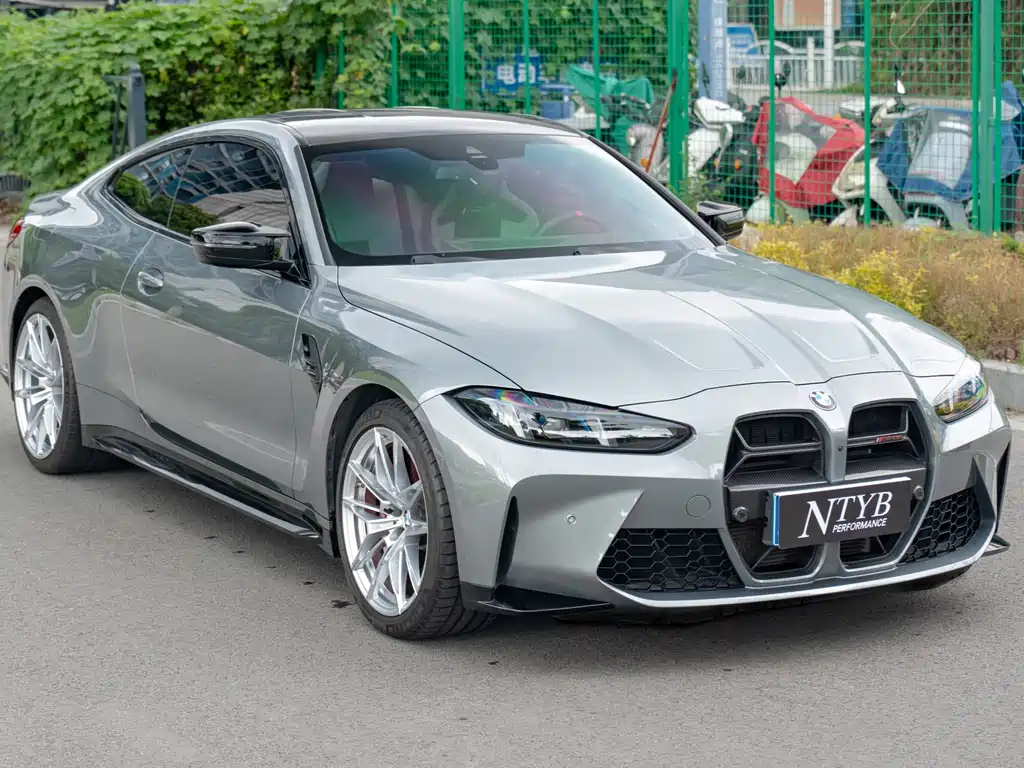 BMW M4 — миниатюра 3
