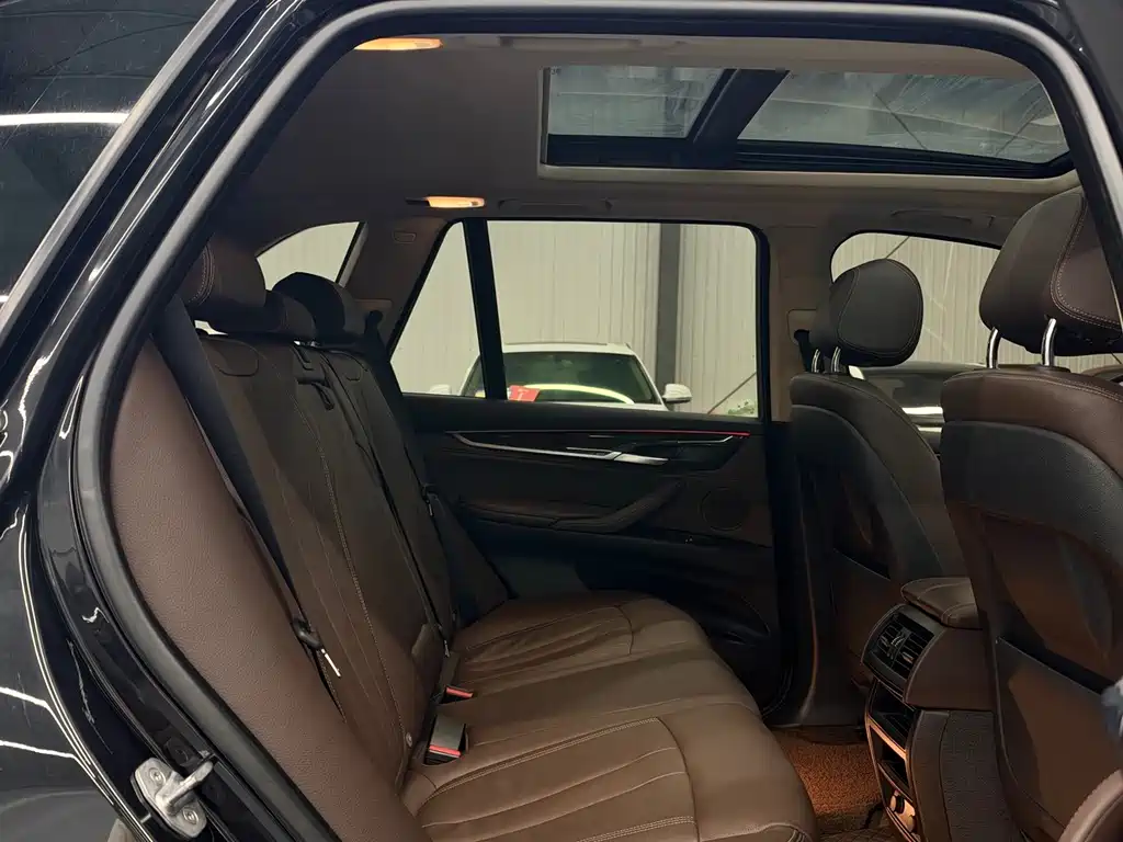 BMW X5 (Import) — миниатюра 4