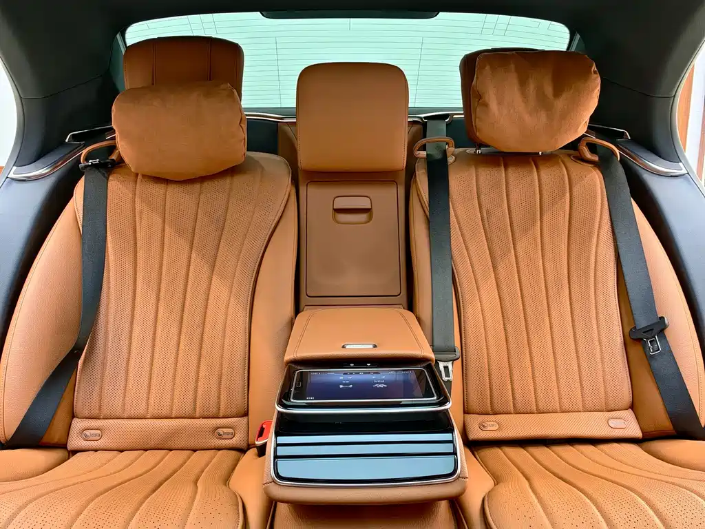 Mercedes-Benz S-Class — миниатюра 16