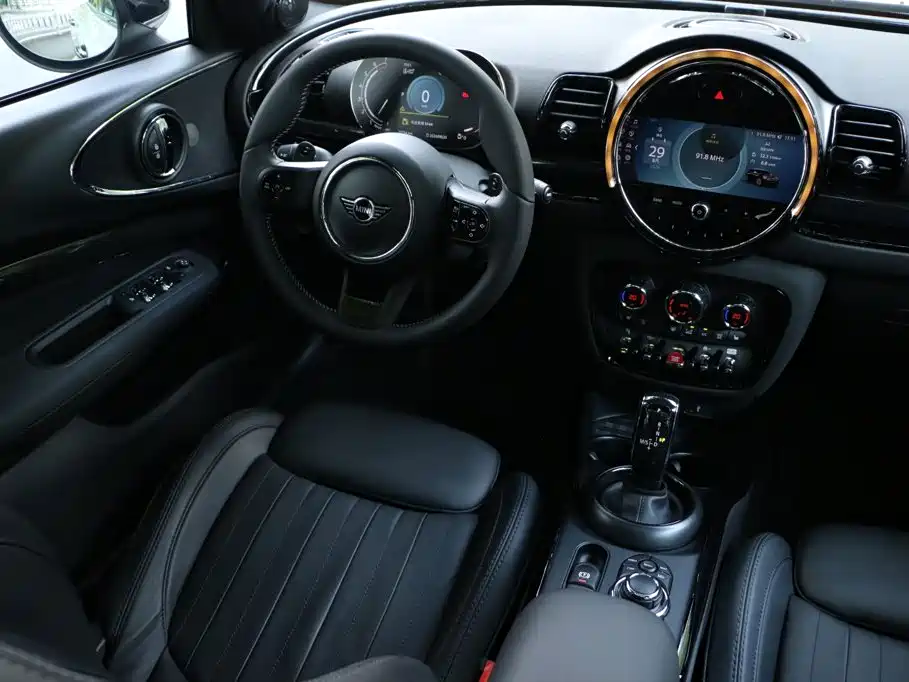 MINI Mini Clubman — миниатюра 25