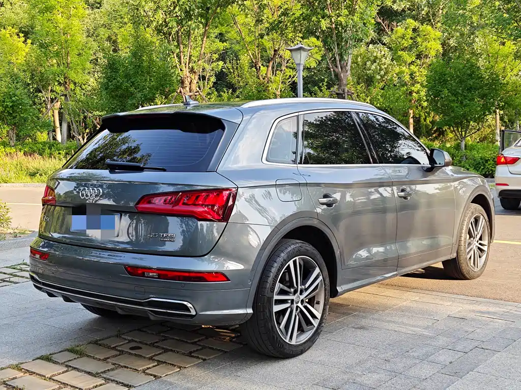 Audi Q5L — миниатюра 4
