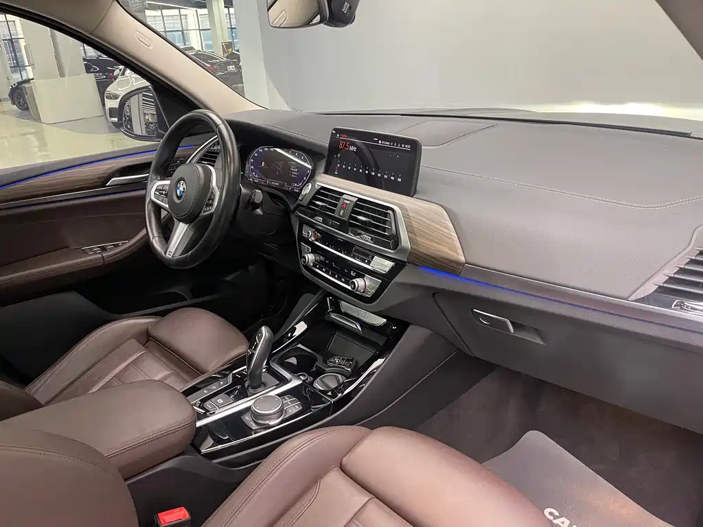 BMW X3 — миниатюра 30