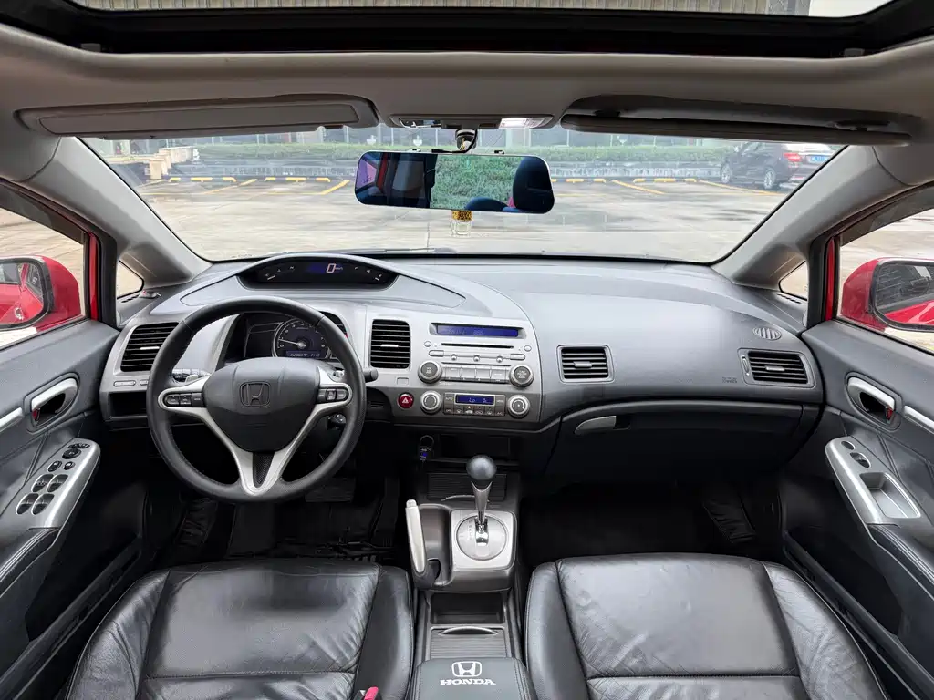 Honda Civic — миниатюра 5