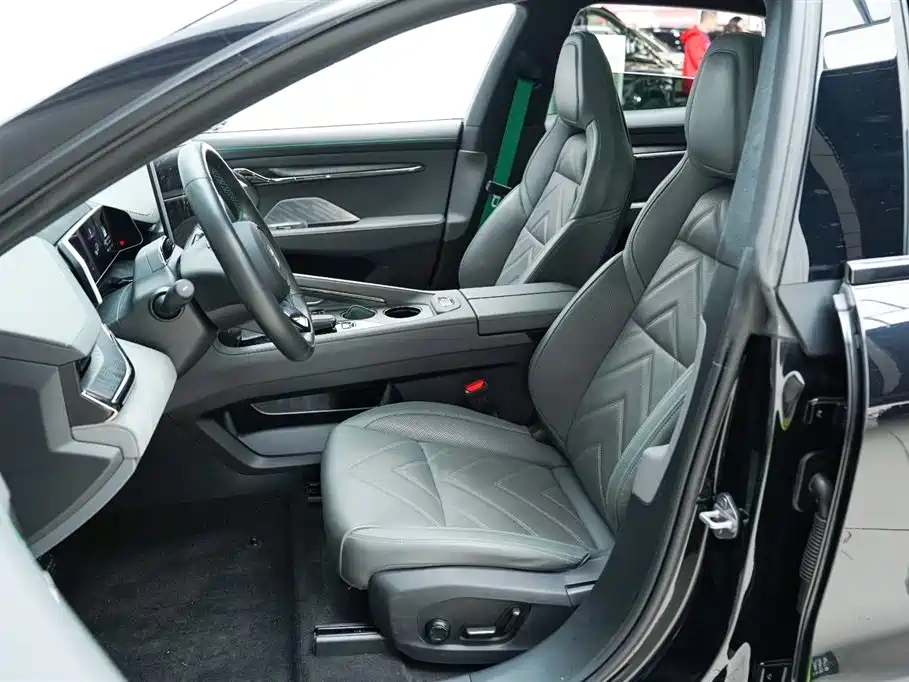 ZEEKR EXTREME KRYPTON 001