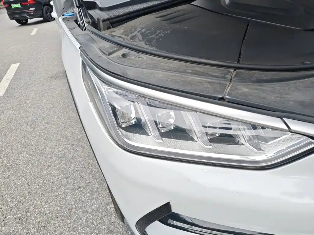 BYD PLUS New Energy — миниатюра 7