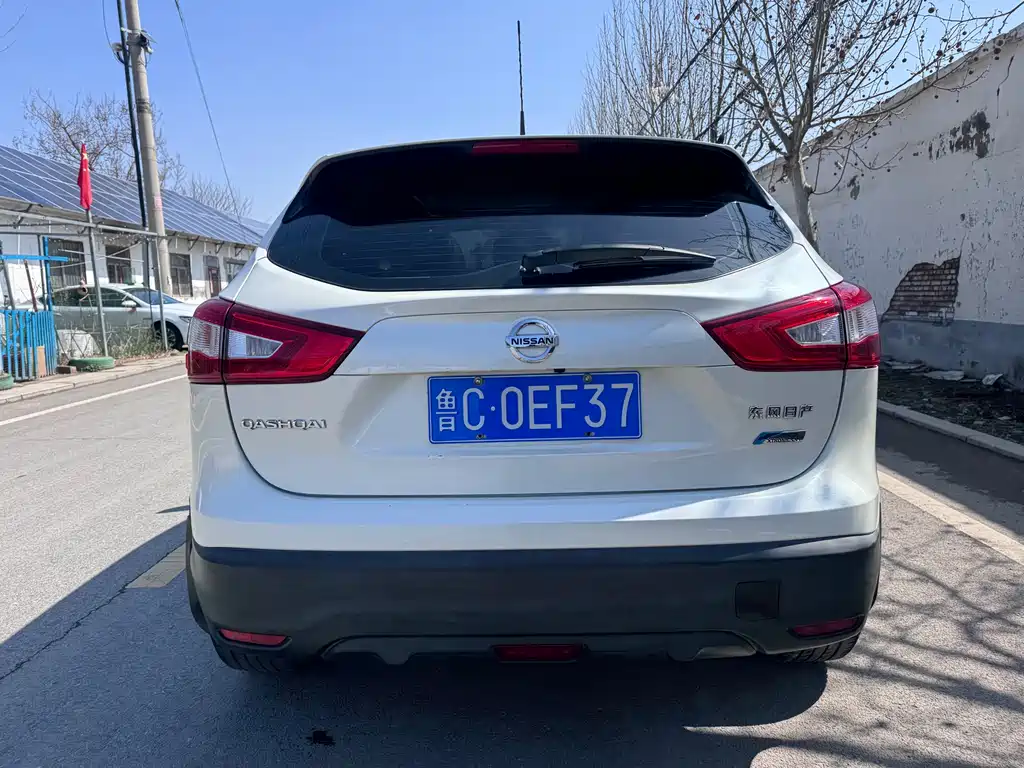 NISSAN QASHQAI