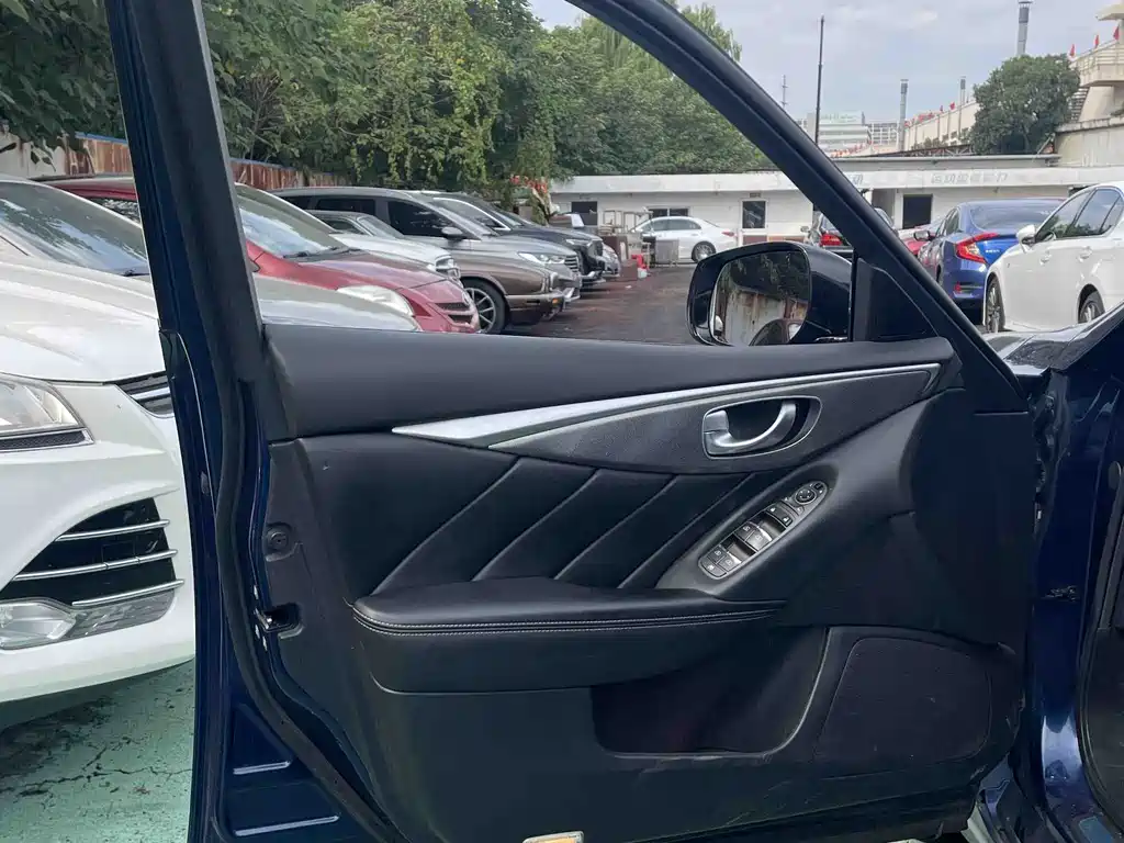 Infiniti Q50L — миниатюра 8