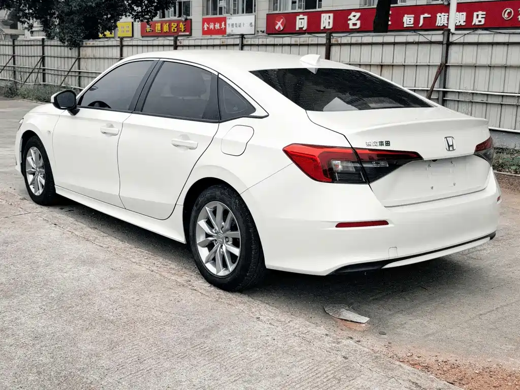 Honda Civic — миниатюра 10