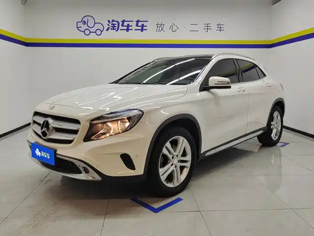 MERCEDES-BENZ  GLA 2016