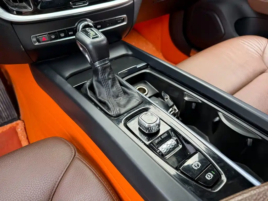 Volvo S60 — миниатюра 9