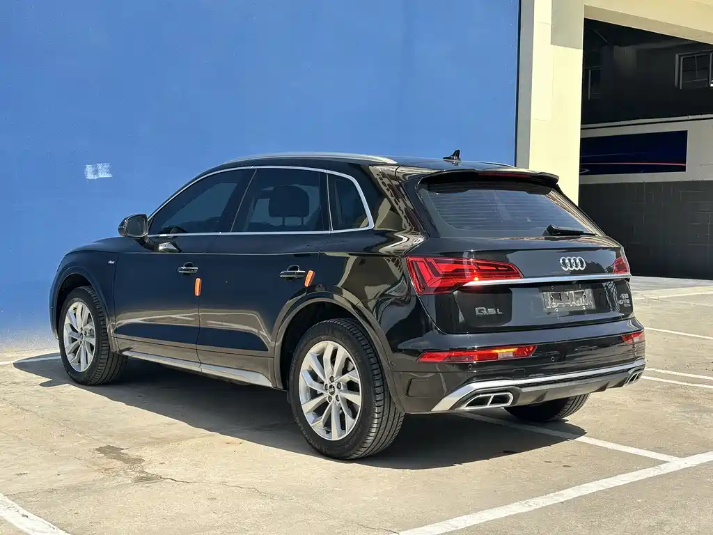 Audi Q5L — миниатюра 9