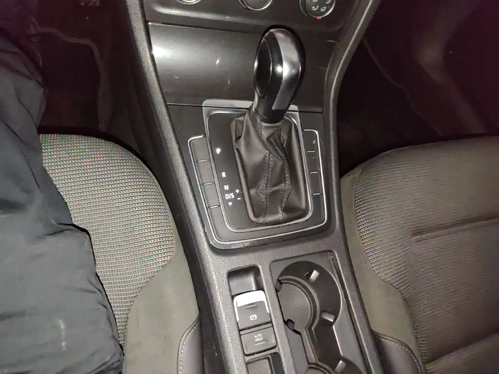 Volkswagen Golf — миниатюра 14