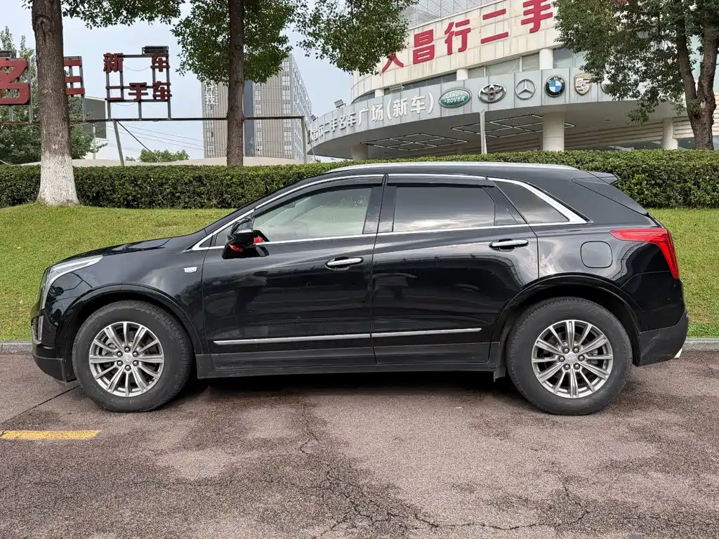 Cadillac XT5 — миниатюра 3