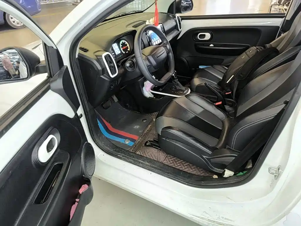 Roewe Clever — миниатюра 16