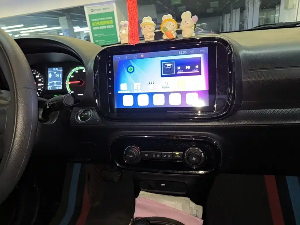 Roewe Clever — миниатюра 13