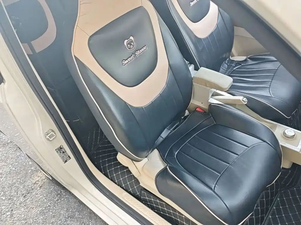 Wuling MINIEV — миниатюра 25