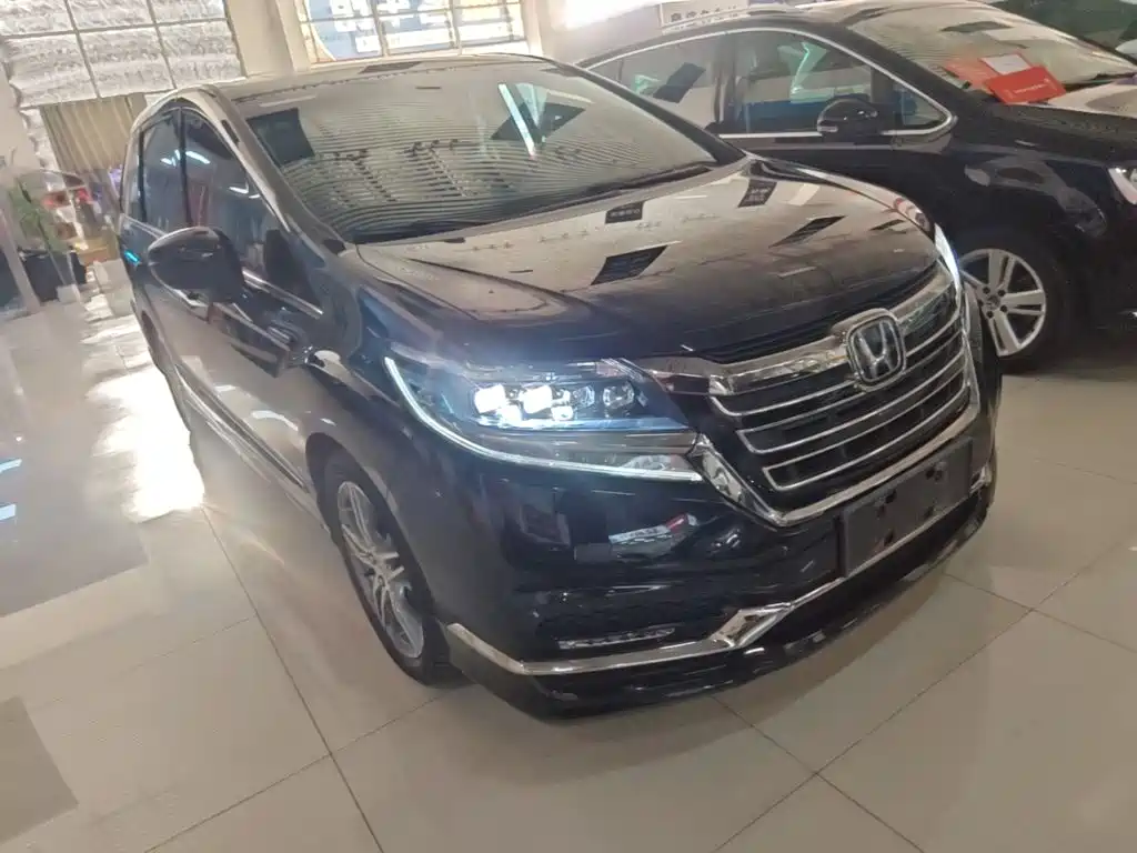 Honda Elysion — миниатюра 4