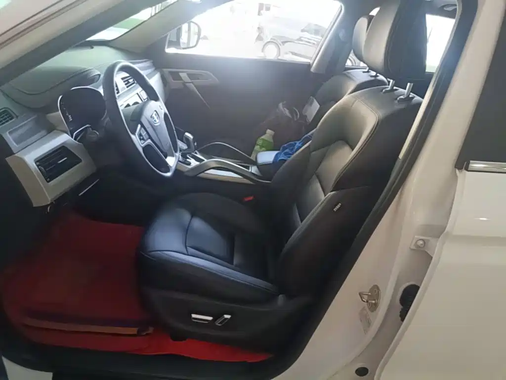 Geely Boyue — миниатюра 15