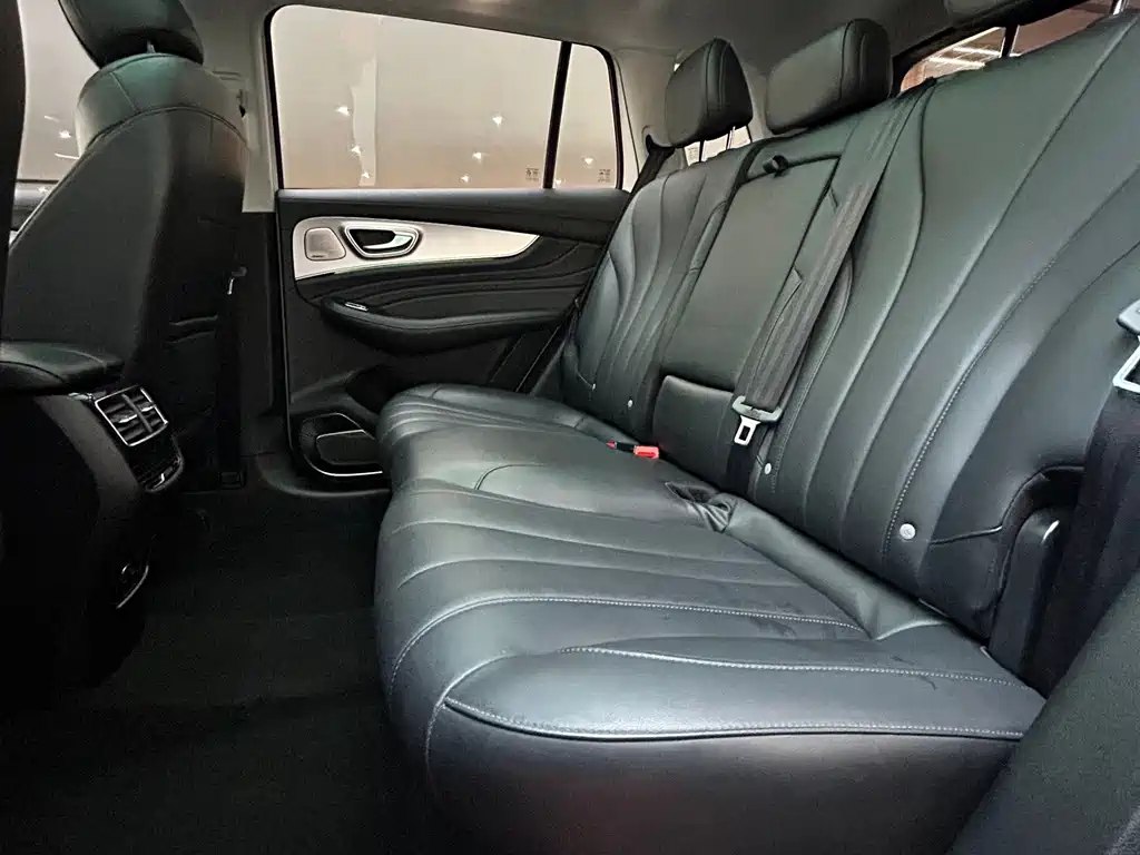 Roewe RX5 MAX — миниатюра 14