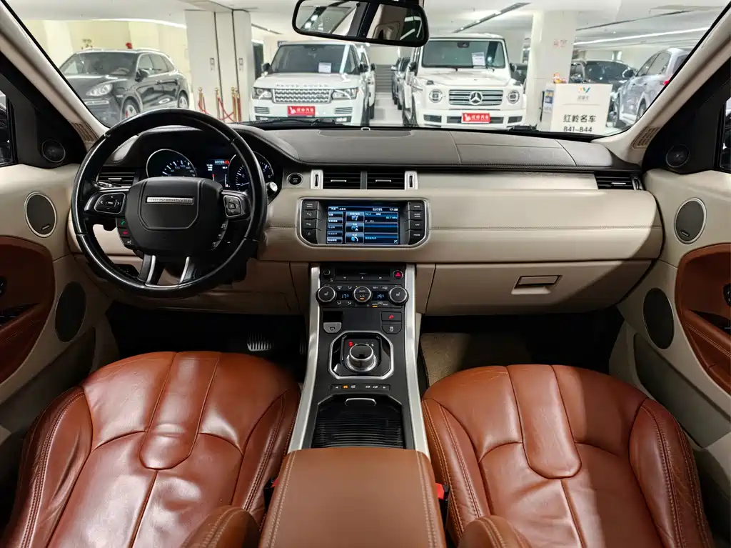 Land Rover Evoque (Import) — миниатюра 17