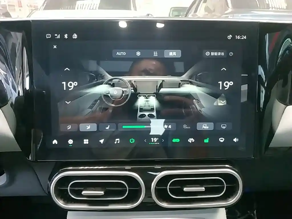 Leapmotor Leapmotor C01 — миниатюра 13