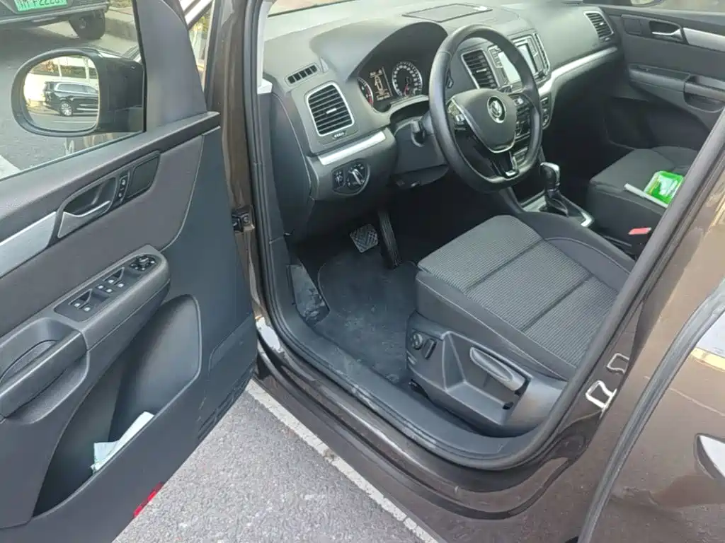 Volkswagen Sharan — миниатюра 16