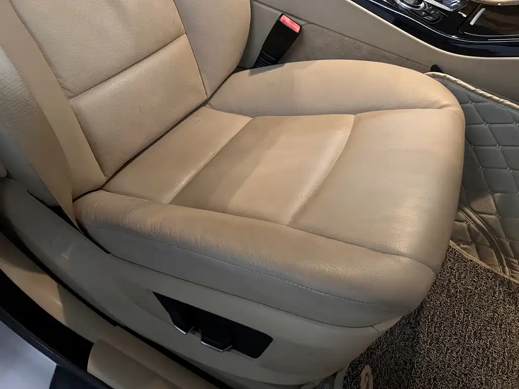 BMW 5 Series — миниатюра 14