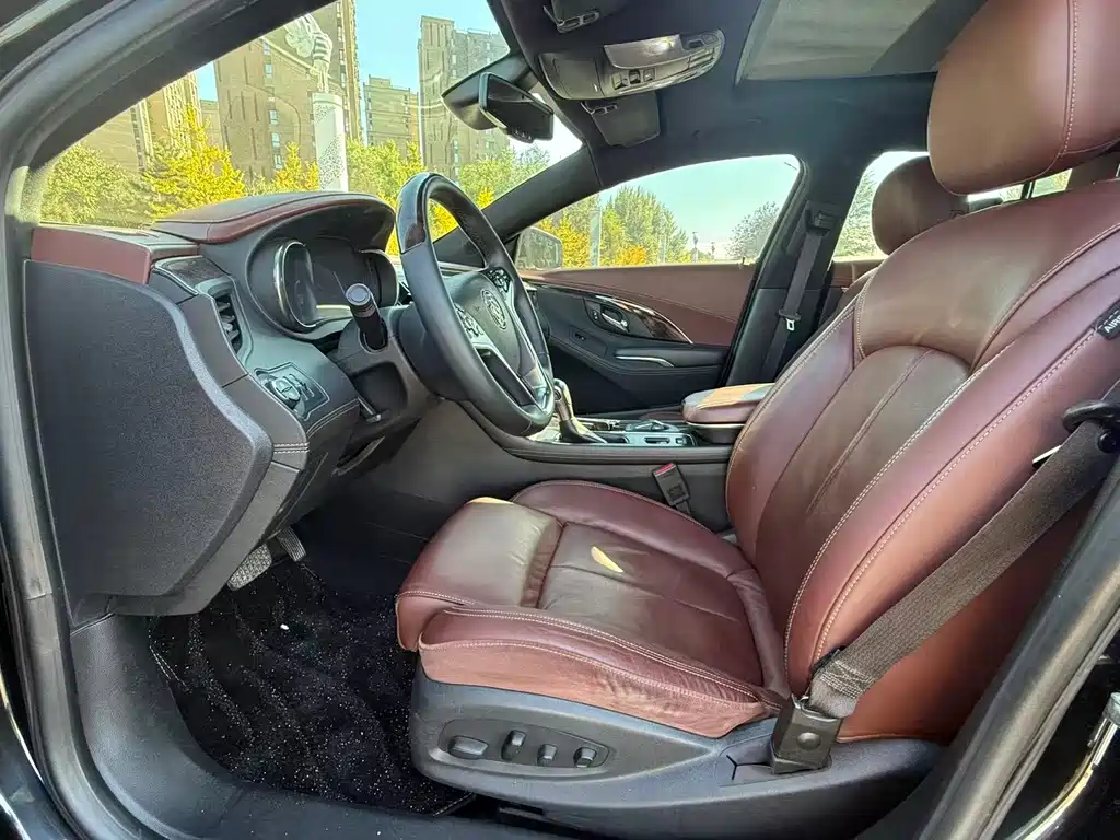 Buick LaCrosse — миниатюра 4