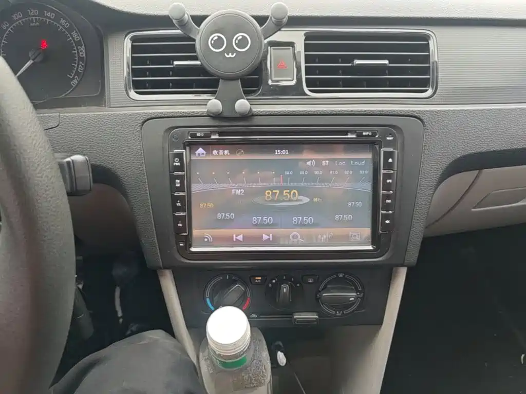 Skoda Rapid — миниатюра 13