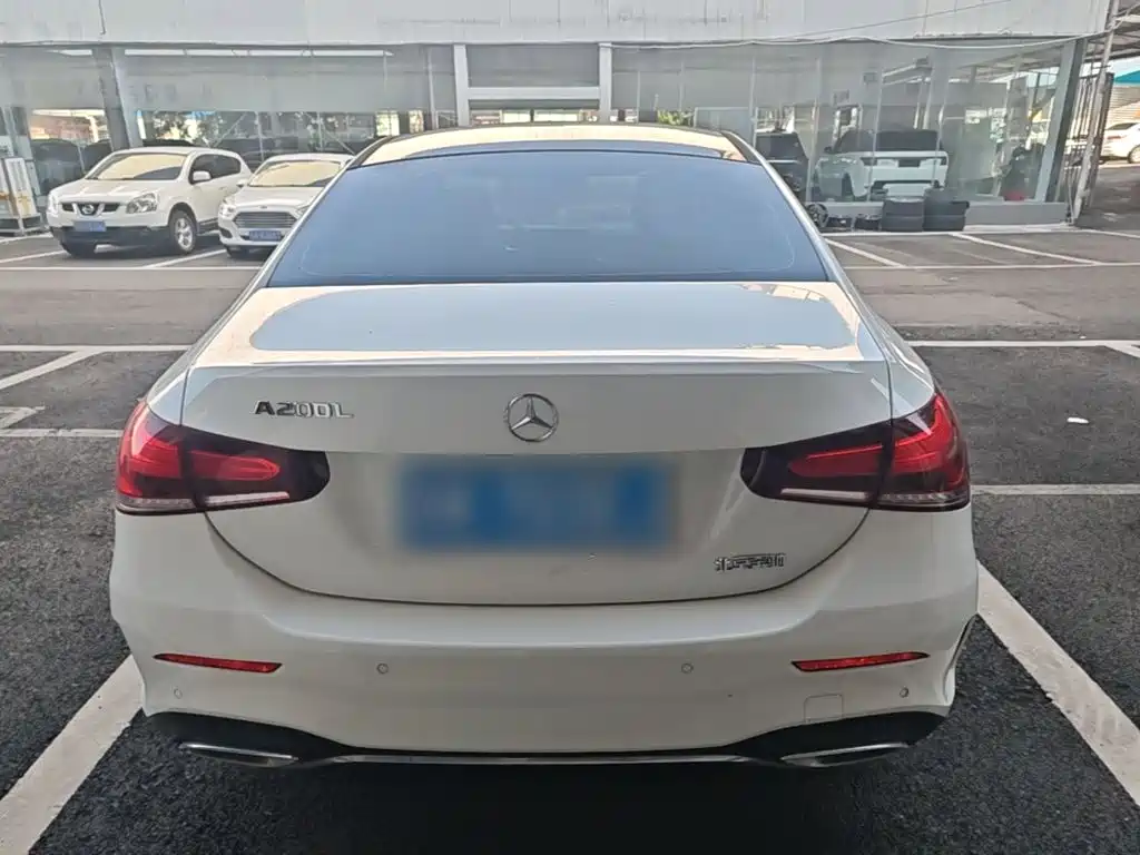 Mercedes-Benz A-Class — миниатюра 6