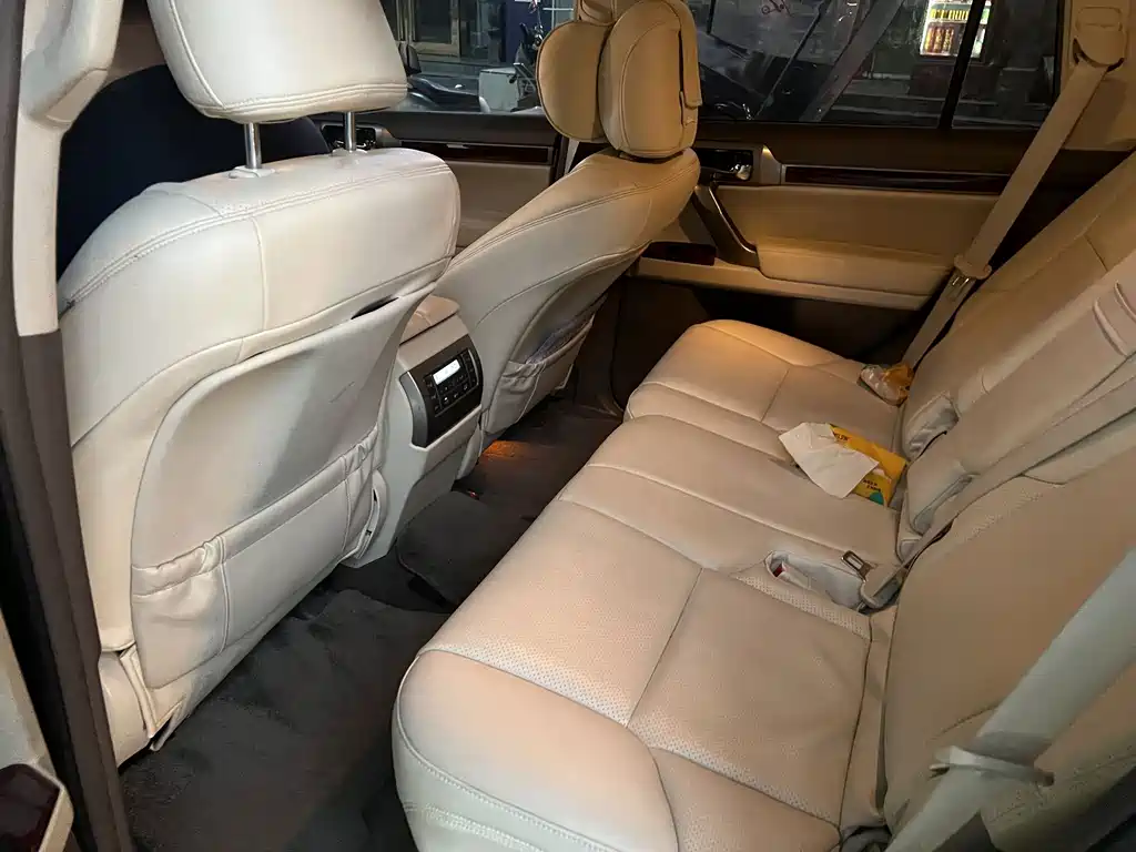 Lexus GX — миниатюра 4