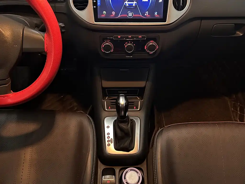 Volkswagen Tiguan — миниатюра 7