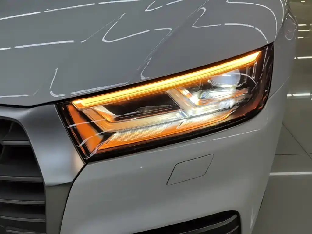 Audi Q5L — миниатюра 24