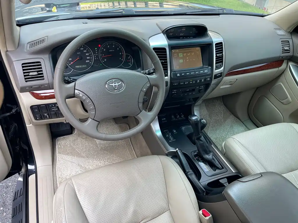 Toyota Prado — миниатюра 8