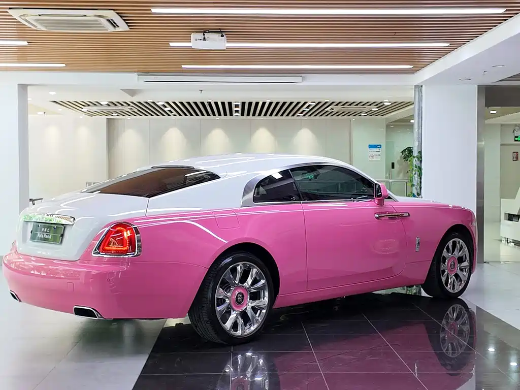 ROLLS-ROYCE PHANTOM