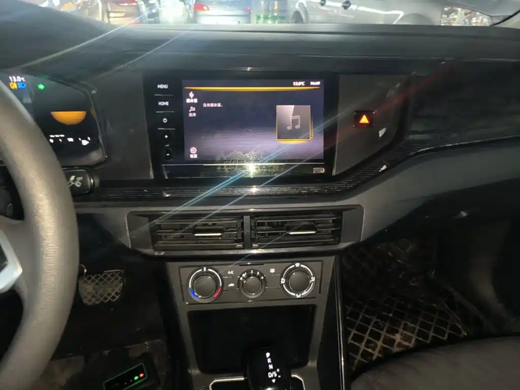 Volkswagen Lavida — миниатюра 13