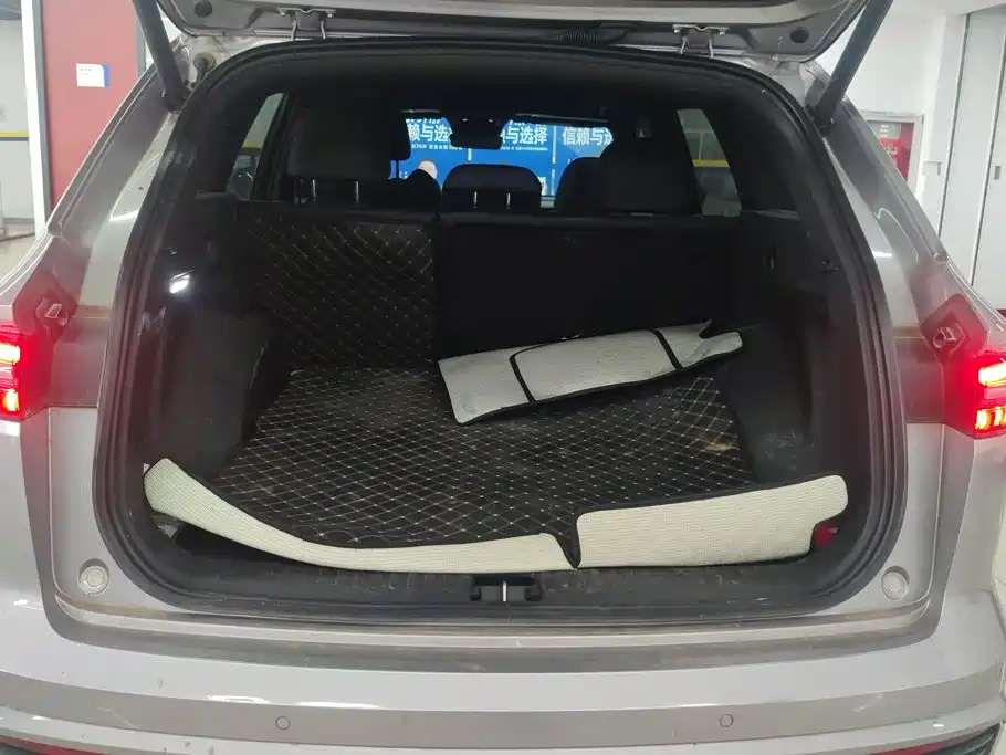 Geely Xingyue L — миниатюра 4