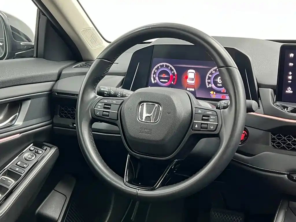 Honda Accord — миниатюра 20