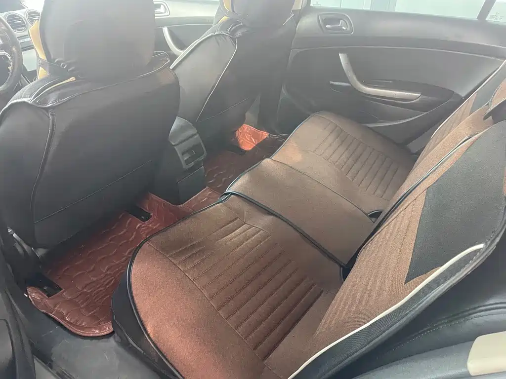 Peugeot 408 — миниатюра 10