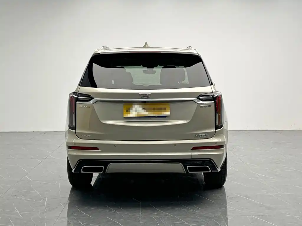 Cadillac XT6 — миниатюра 5