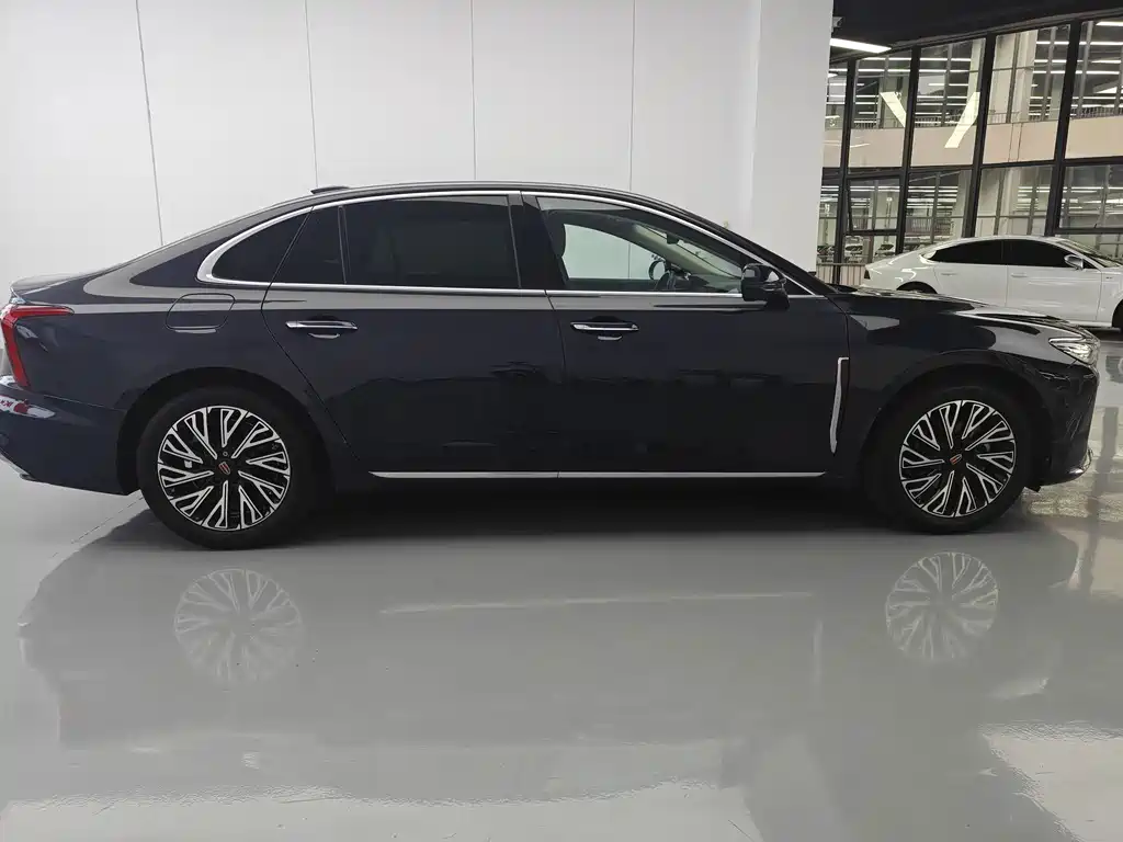 Hongqi Hongqi H5 — миниатюра 4