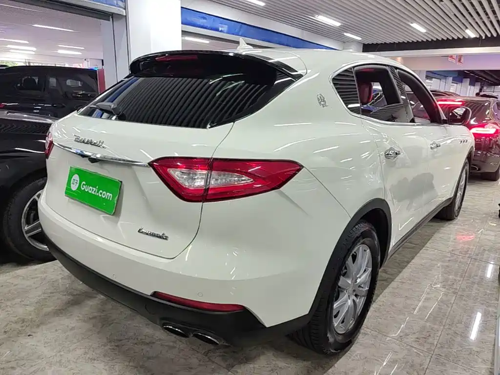 Maserati Levante — миниатюра 7
