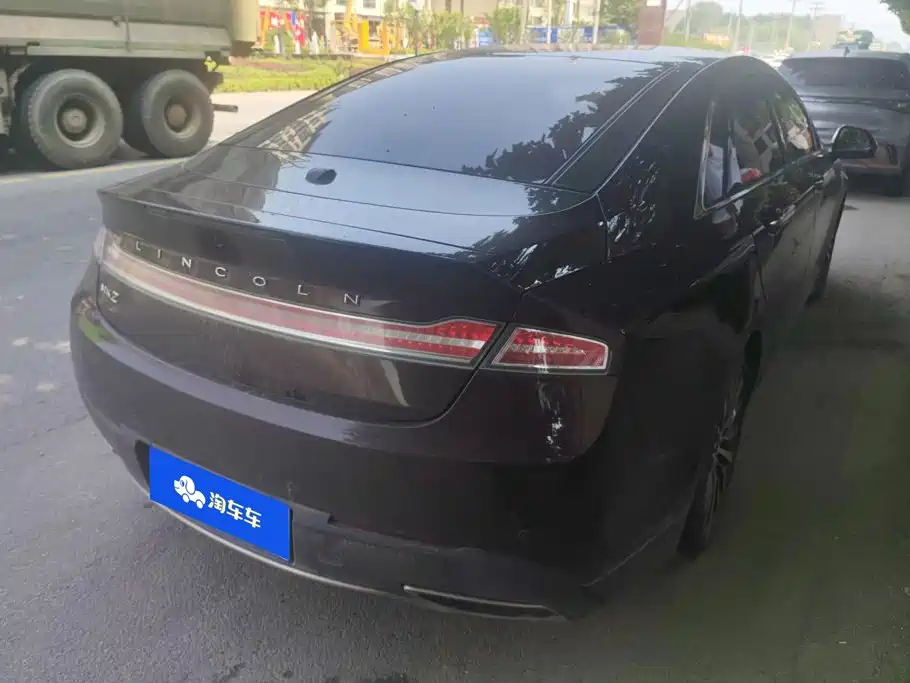Lincoln MKZ — миниатюра 3